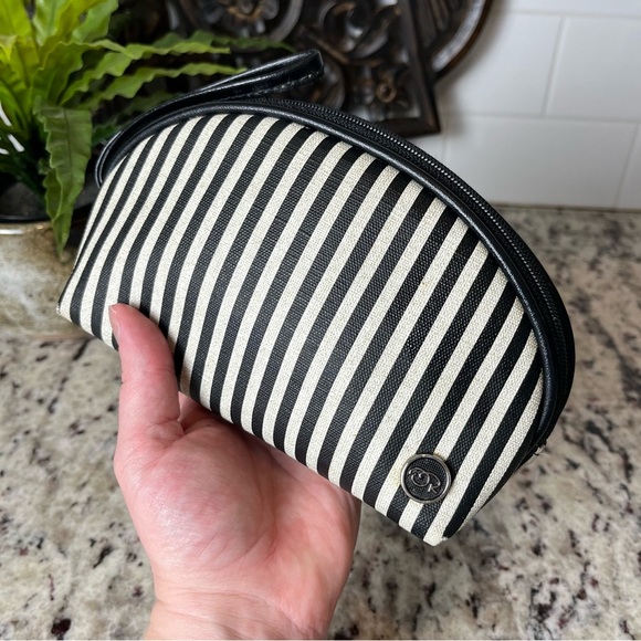 Vintage Oscar de la Renta Cosmetic Bag - Picture 2 of 8
